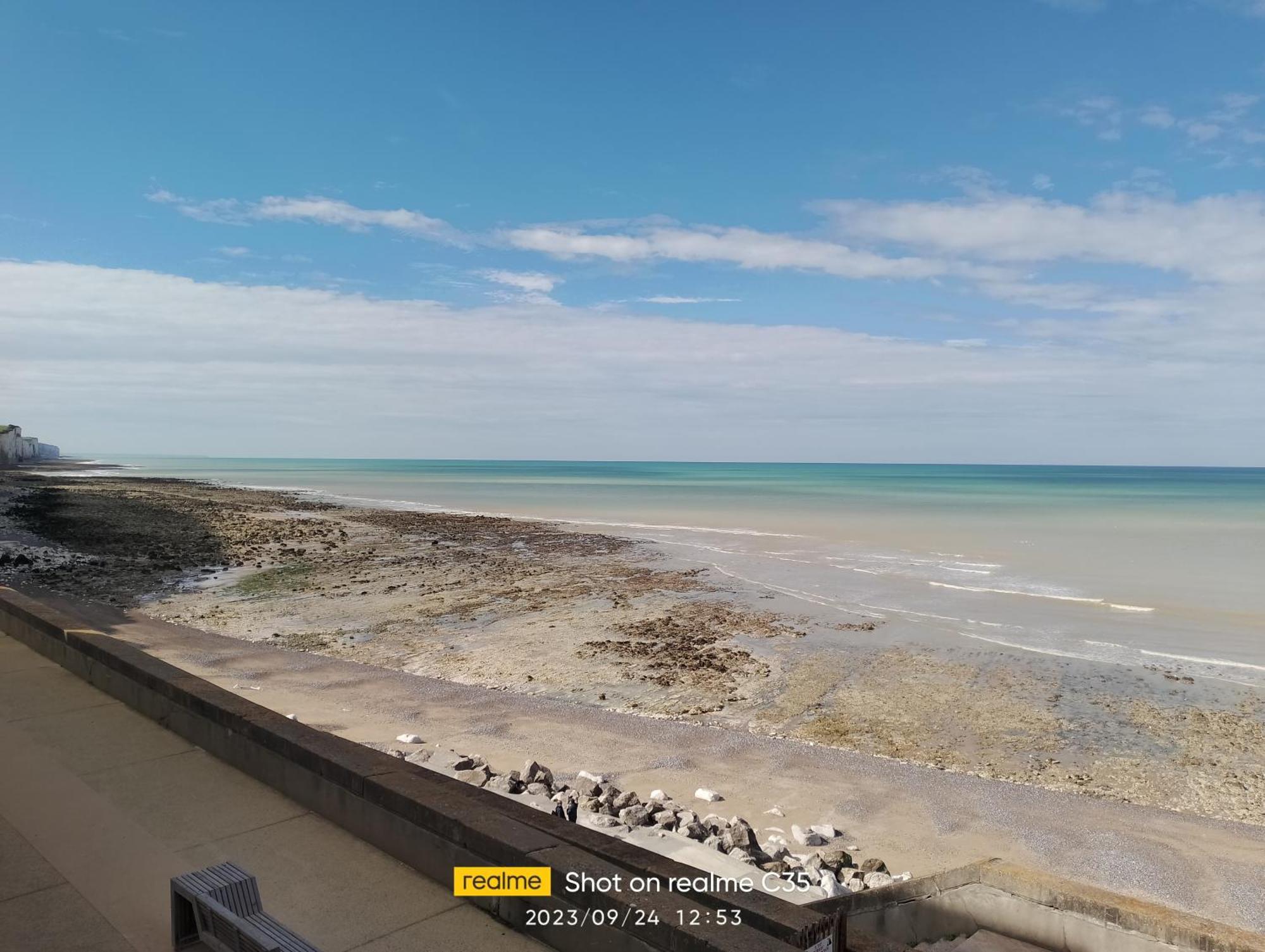 Le Rayon Vert Ault Exterior foto